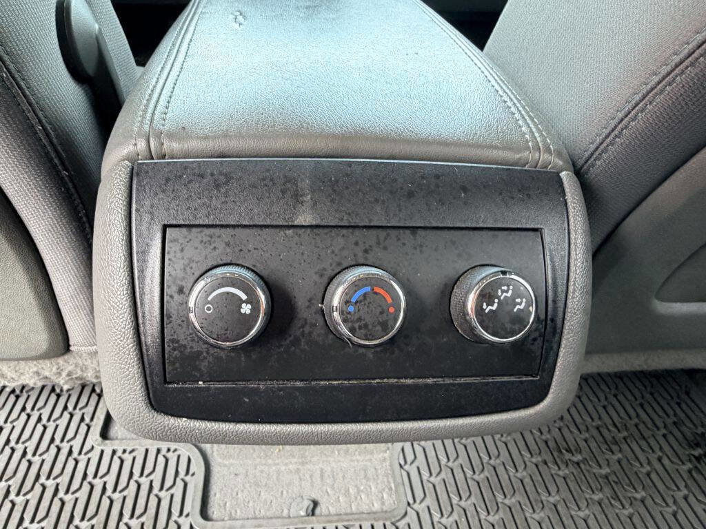 Used 2014 Chevrolet Traverse LS FWD image 7