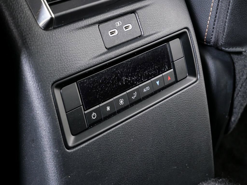 Used 2024 MAZDA CX-90 3.3 Turbo w/ Preferred Plus AWD/4WD image 19