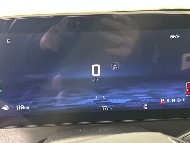 Used 2025 Chevrolet Traverse LT w/ Driver Confidence Package image 18