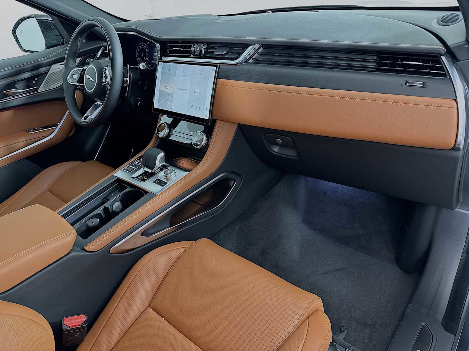 New 2026 Jaguar F-PACE R-Dynamic S AWD/4WD image 29