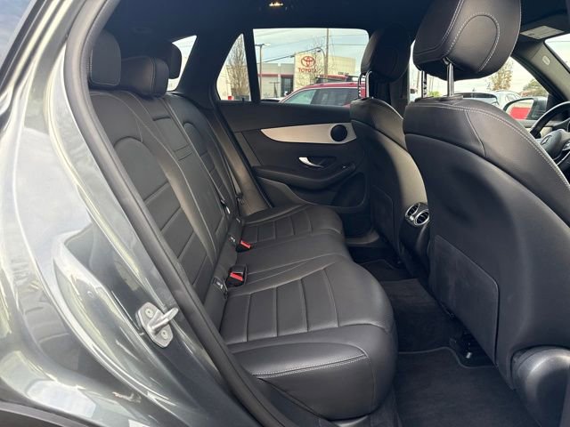 Used 2021 Mercedes-Benz GLC 300 4MATIC image 11