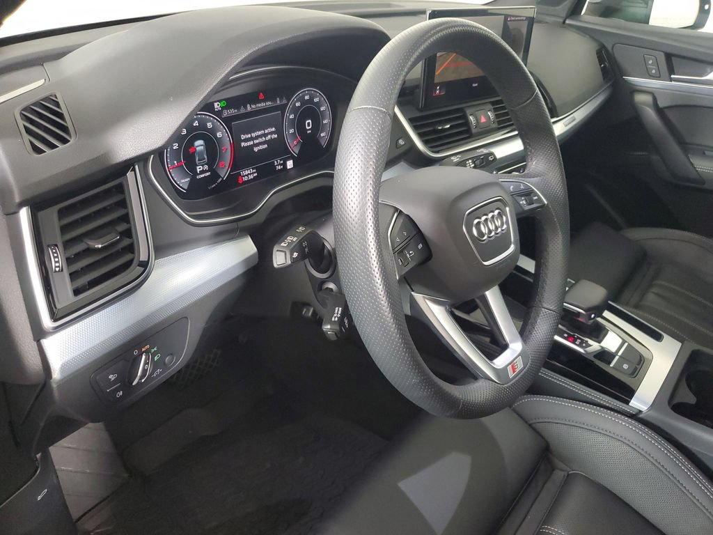 Used 2025 Audi Q5 2.0T Premium Plus w/ Premium Plus Package AWD/4WD image 24