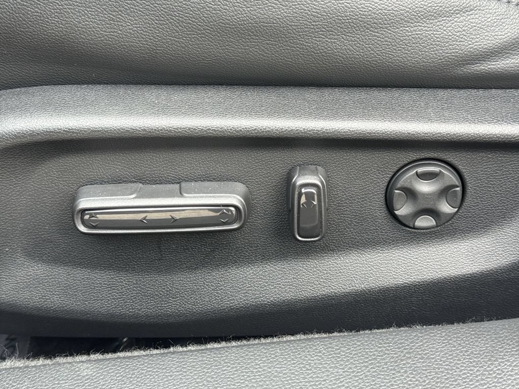 Used 2021 Honda Accord EX-L image 14