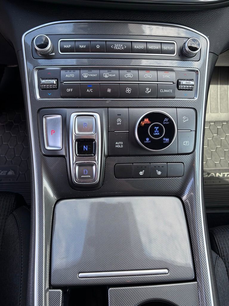 Used 2023 Hyundai Santa Fe SEL image 31