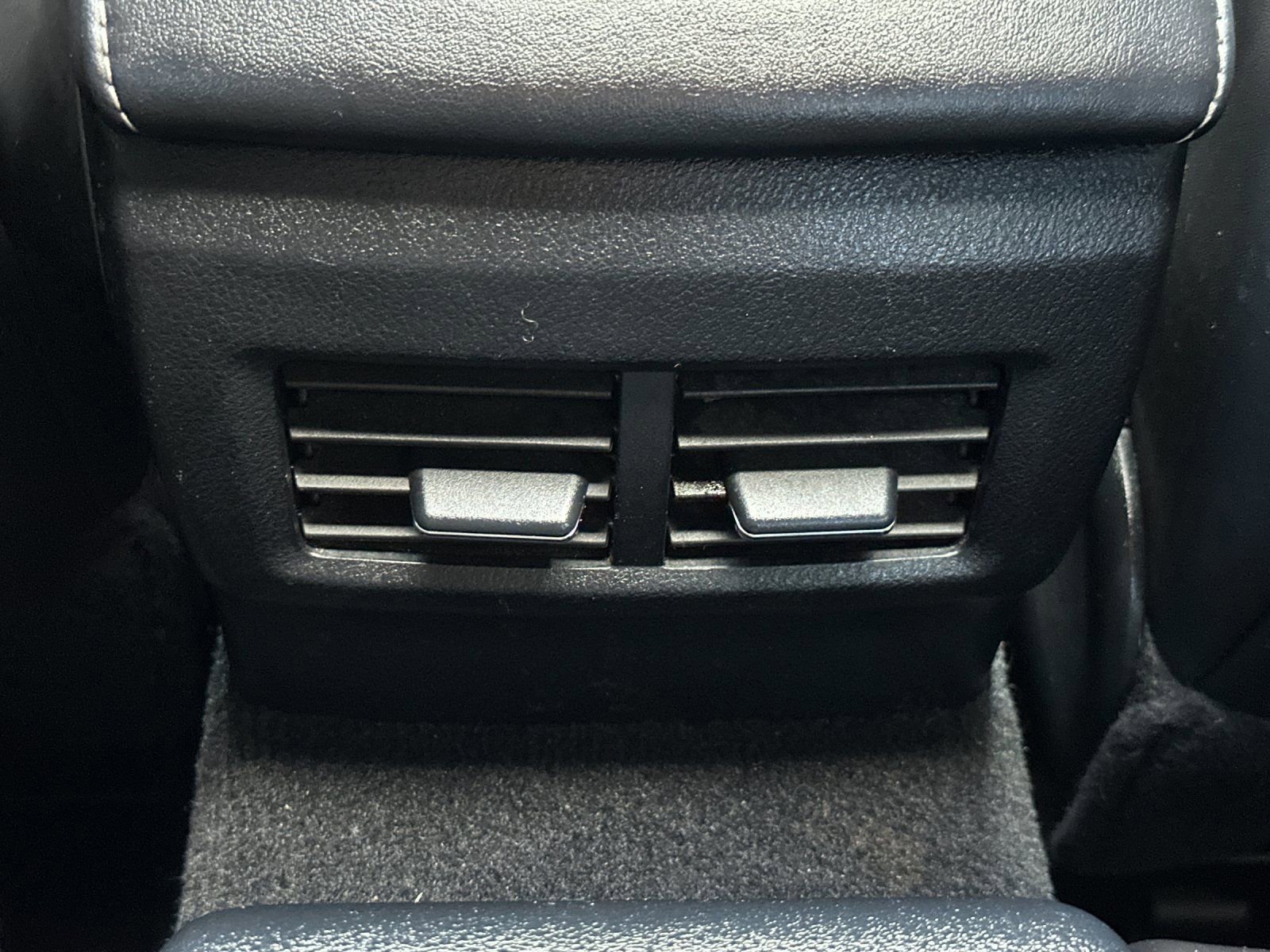 Used 2016 Lexus RC 200t image 14