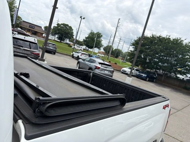 Used 2019 Chevrolet Silverado 2500 LT AWD/4WD image 13