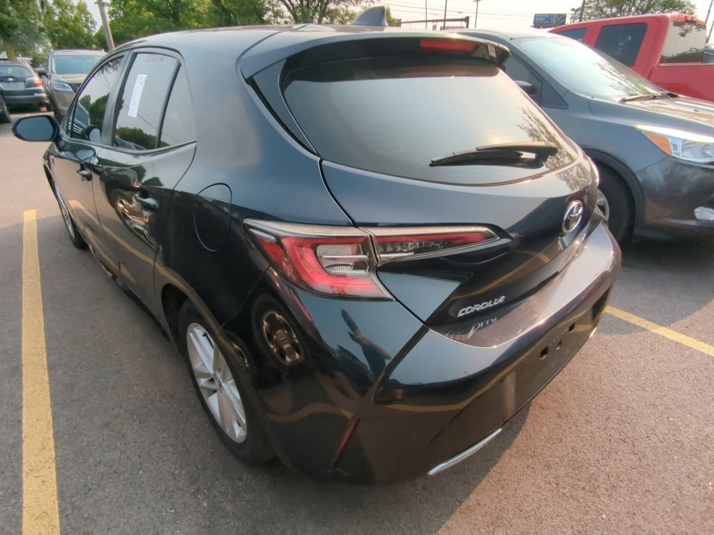 Used 2019 Toyota Corolla SE w/ SE Option Package FWD image 4