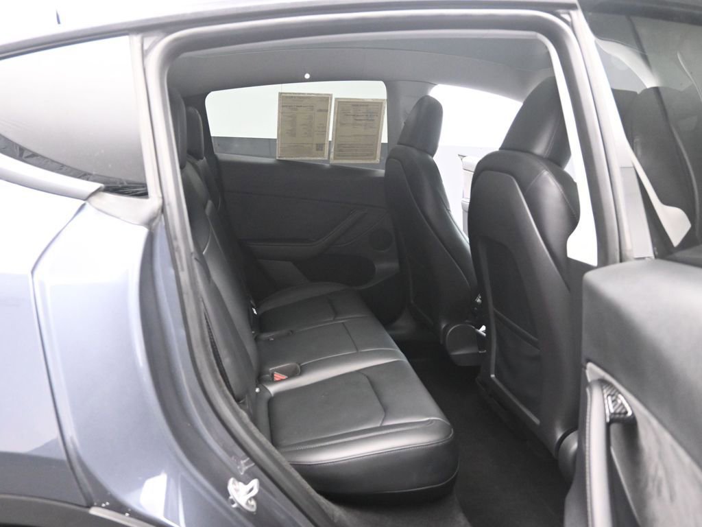 Used 2023 Tesla Model Y Long Range image 20