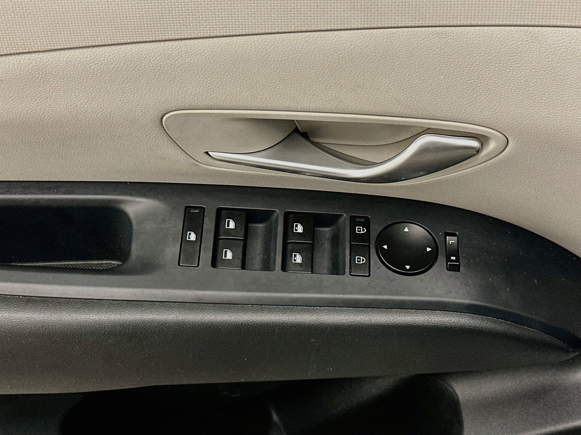 Used 2025 Hyundai Tucson SEL AWD/4WD image 15