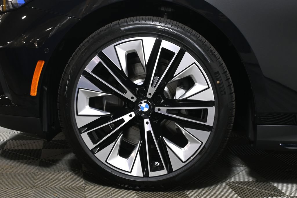 New 2027 BMW 530i xDrive w/ Premium Package AWD/4WD image 12