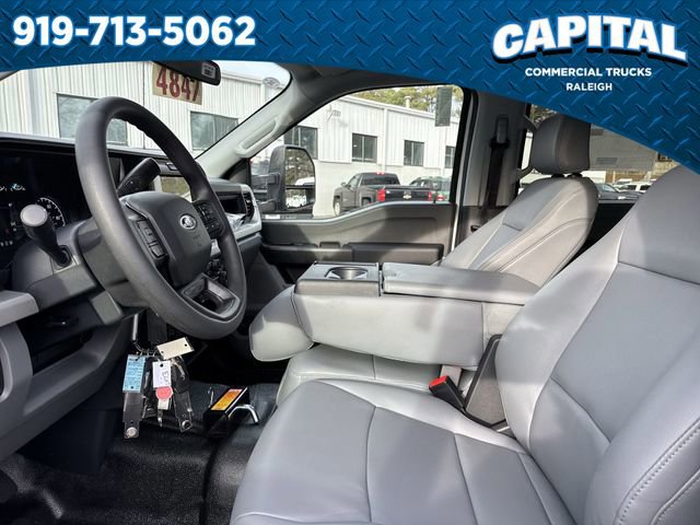 New 2026 Ford F350 XL w/ XL Chrome Package image 18