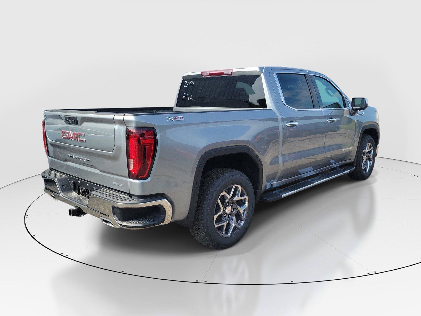 New 2026 GMC Sierra 1500 SLT w/ SLT Premium Package AWD/4WD image 4