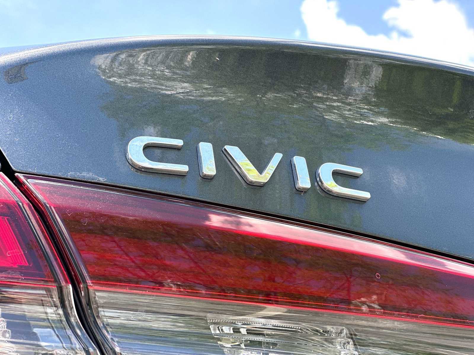 Used 2025 Honda Civic LX image 15