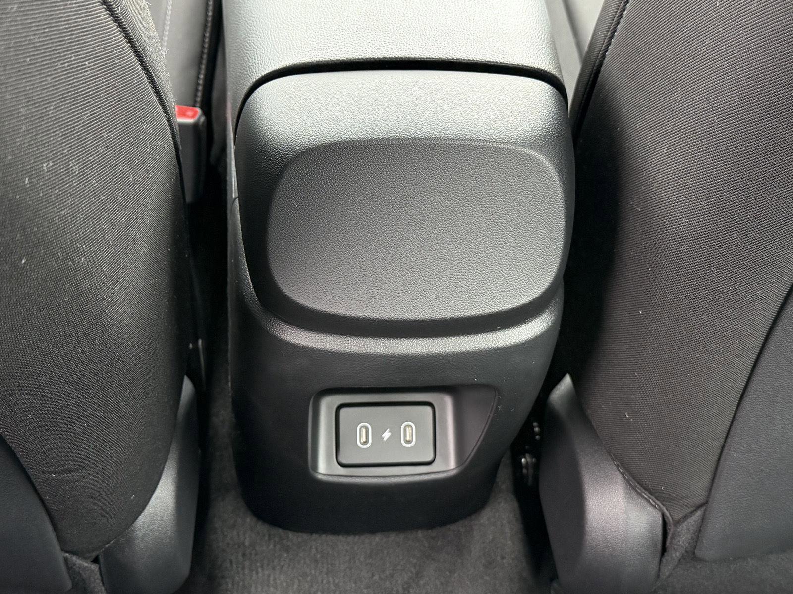 New 2026 Hyundai Elantra Blue image 7