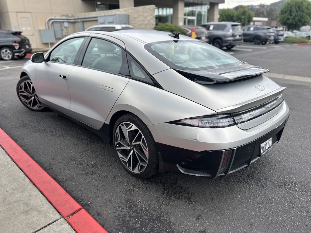 Used 2023 Hyundai Ioniq 6 Limited image 6