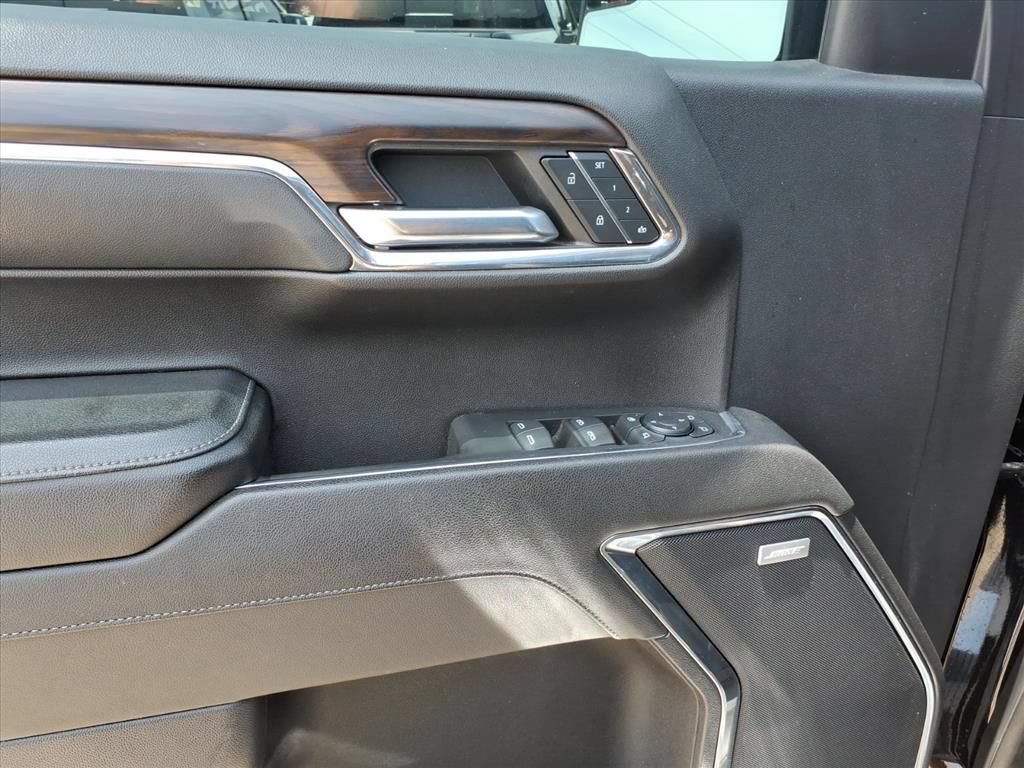 Used 2024 GMC Sierra 1500 SLT w/ SLT Premium Package AWD/4WD image 19