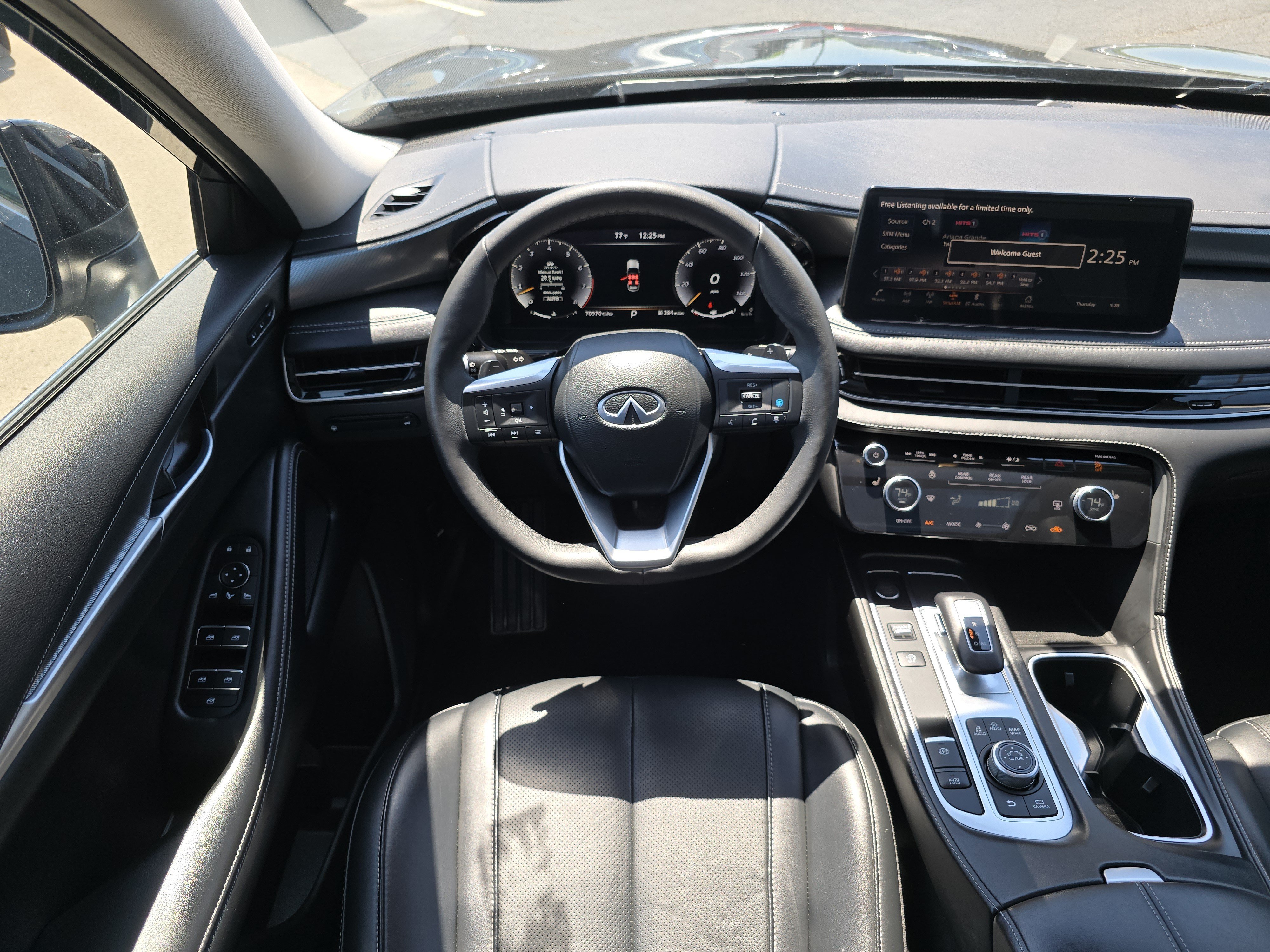 Used 2023 INFINITI QX60 Luxe AWD/4WD image 21