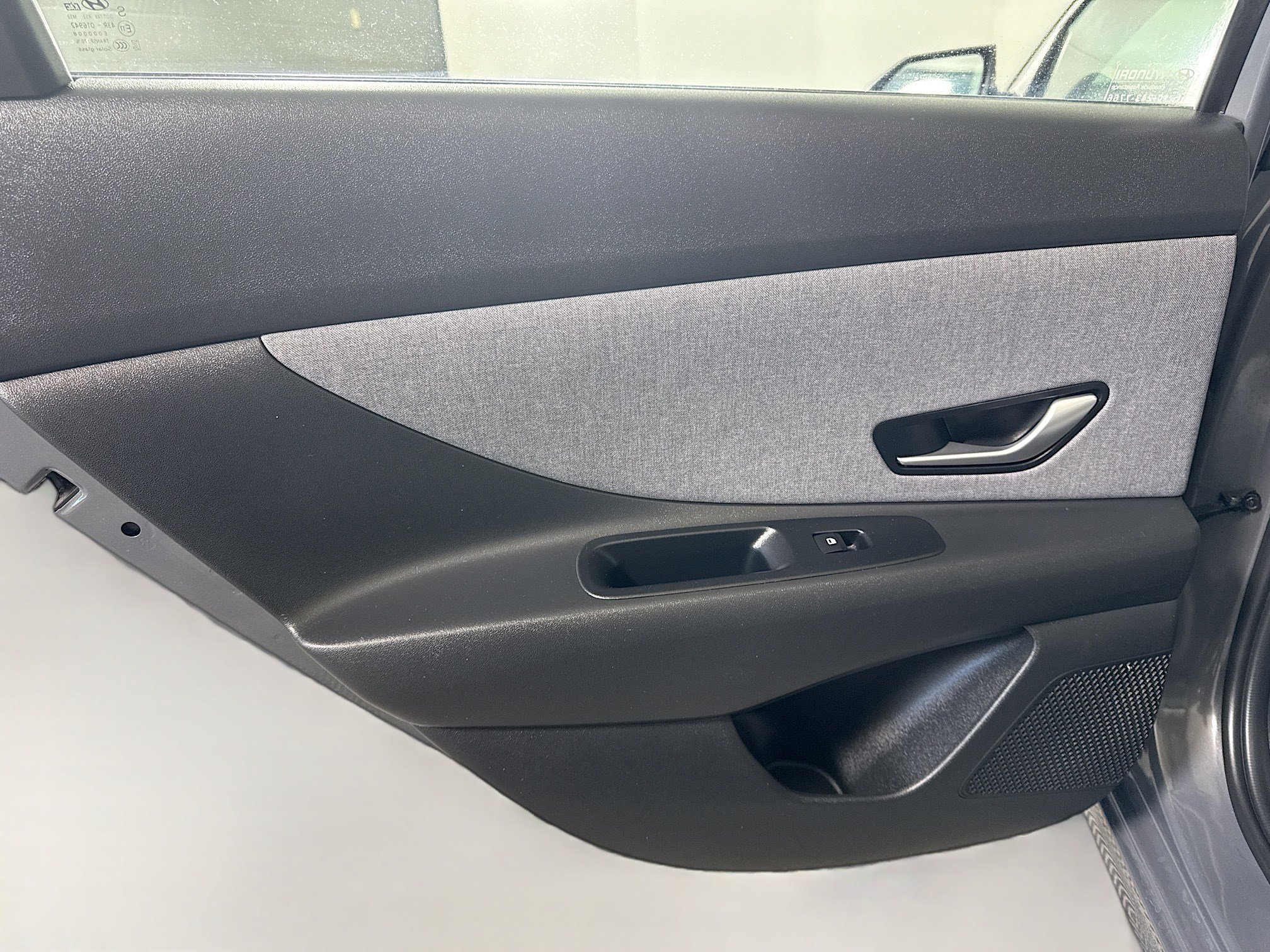 Used 2025 Hyundai Elantra Limited image 26