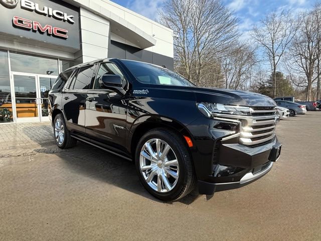Used 2023 Chevrolet Tahoe High Country image 3