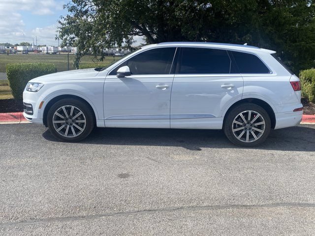 Used 2019 Audi Q7 3.0T Premium Plus w/ Premium Plus Package AWD/4WD image 10