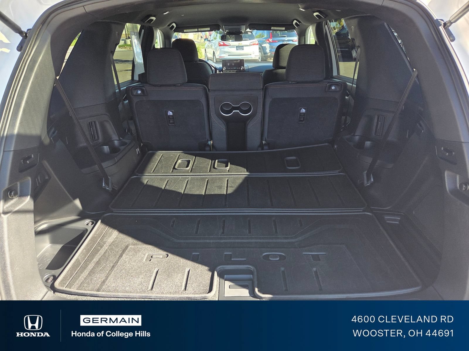 Used 2025 Honda Pilot Sport image 22