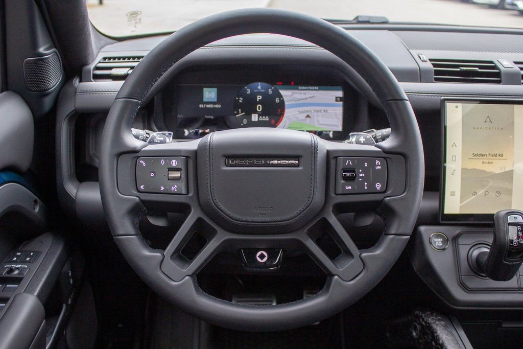 Used 2026 Land Rover Defender 110 image 14