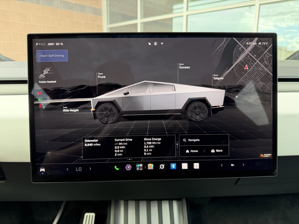 Used 2024 Tesla Cybertruck AWD Crew Cab image 17