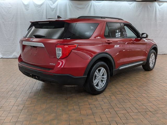Certified 2023 Ford Explorer XLT w/ Class IV Trailer Tow Package AWD/4WD image 7