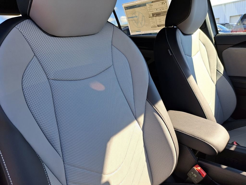 New 2026 Volkswagen Tiguan SE R-Line image 23