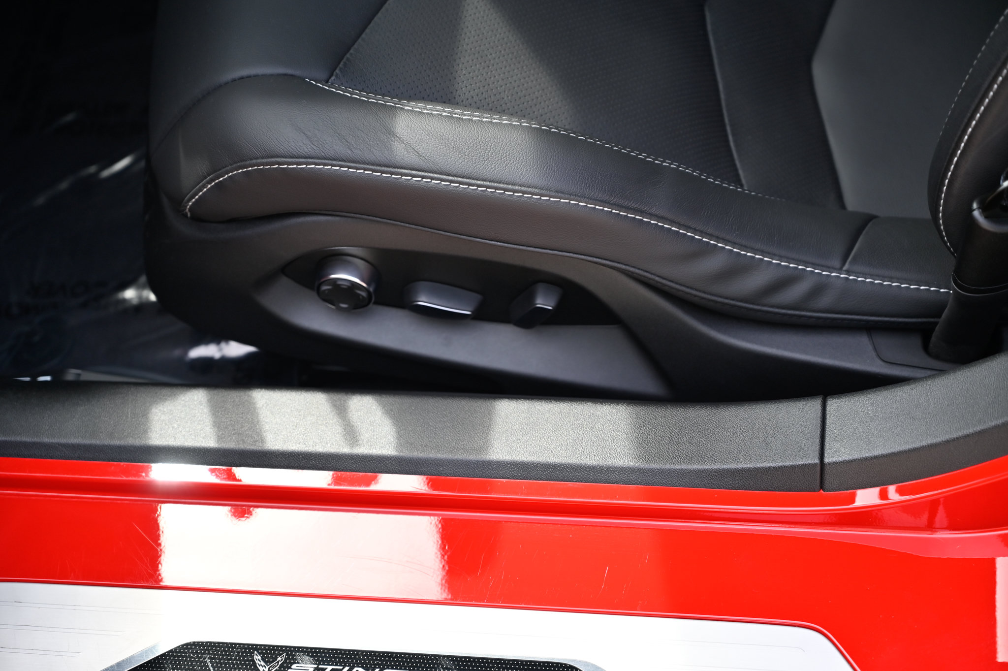 Used 2023 Chevrolet Corvette Stingray Preferred Conv w/ Battery Protection Package RWD image 18