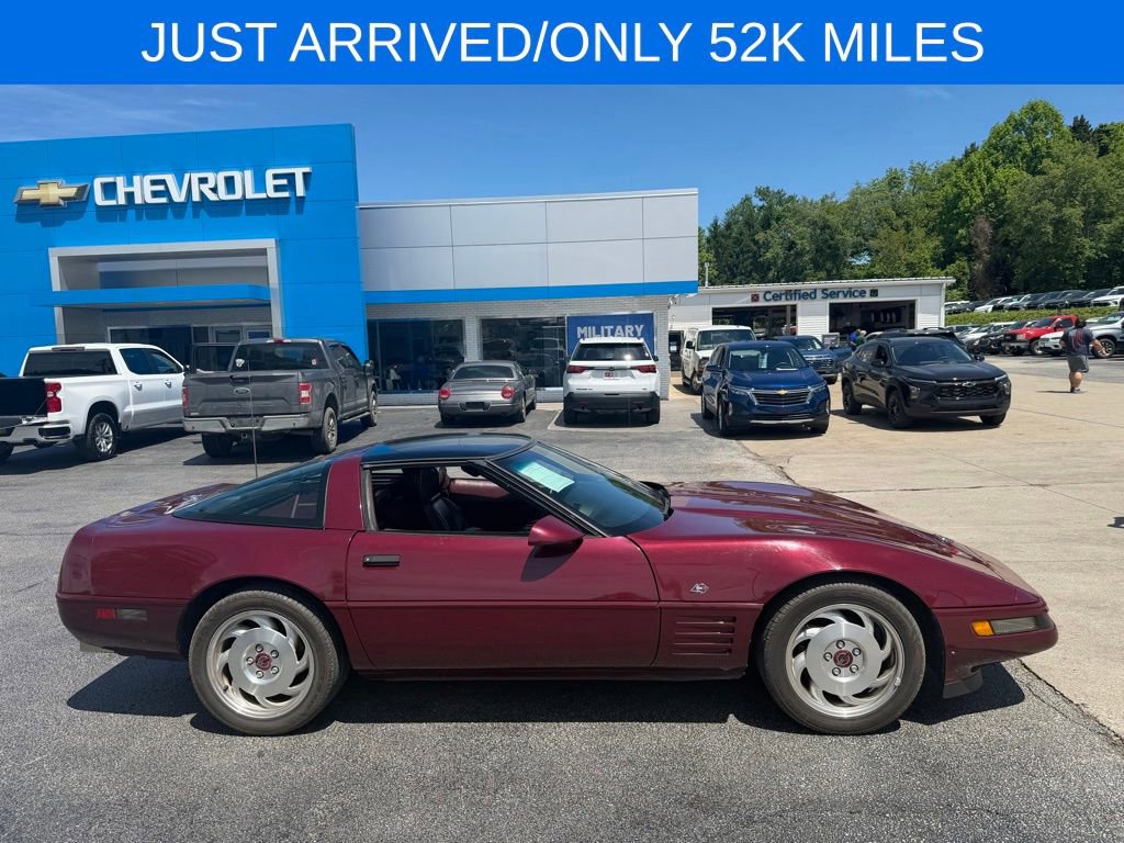 Used 1993 Chevrolet Corvette Coupe RWD image 2