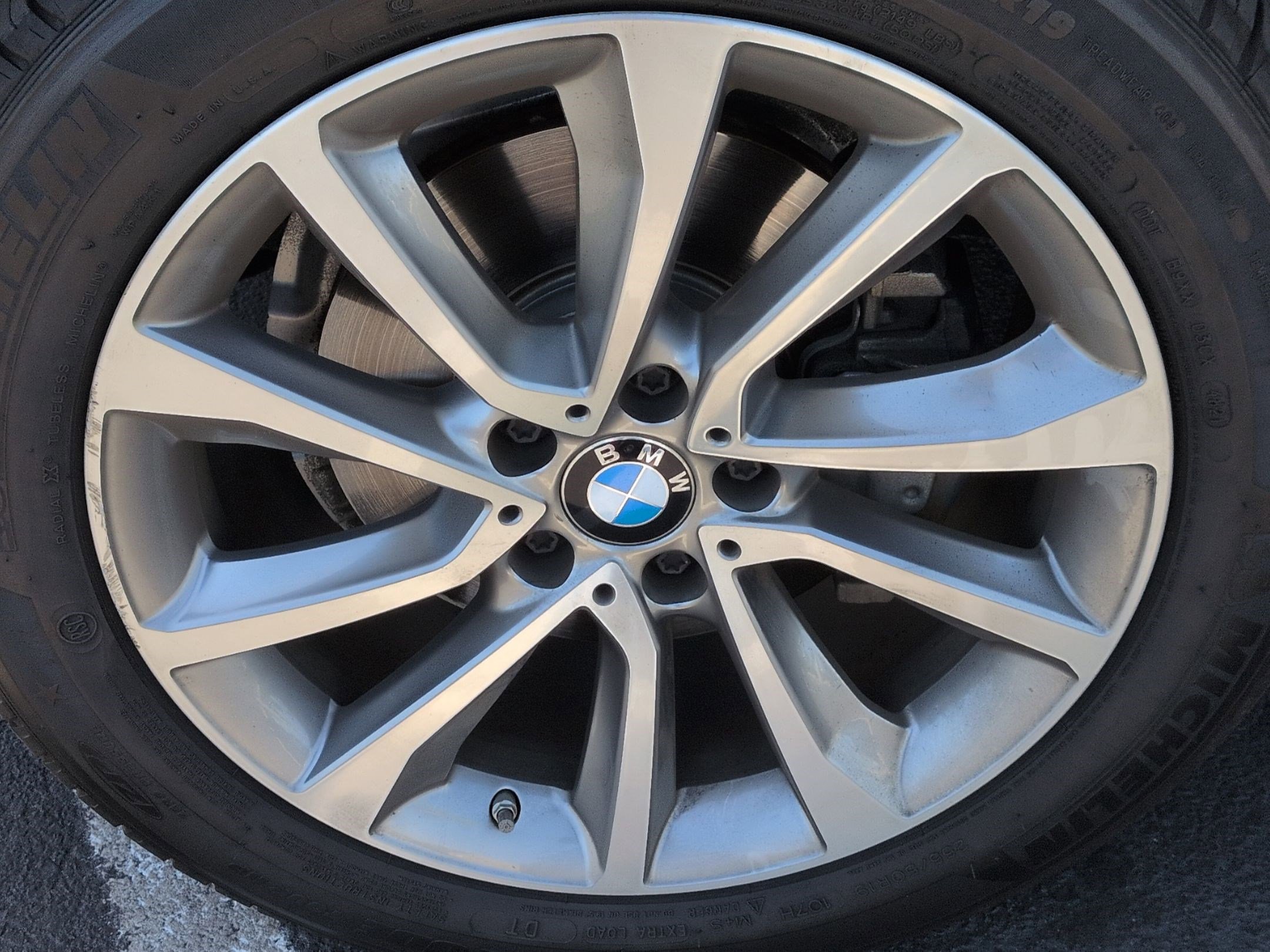 Used 2019 BMW X6 sDrive35i RWD image 13