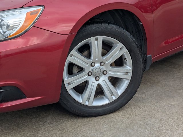 Used 2012 Chrysler 200 Touring FWD image 20