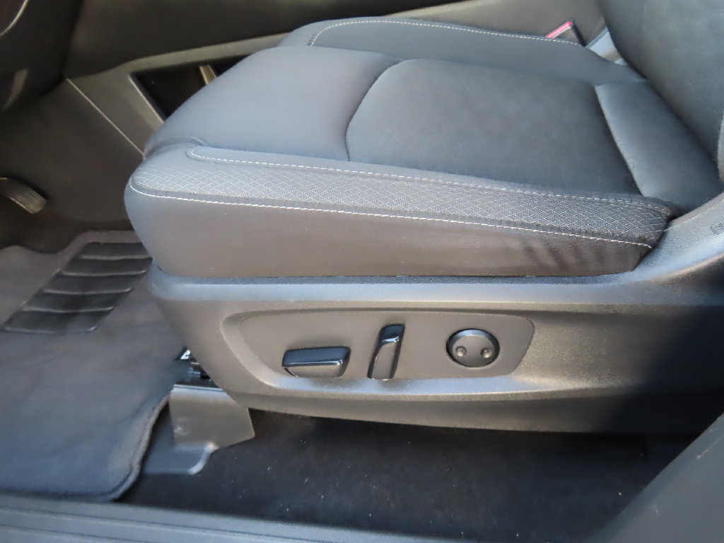 Used 2024 Nissan Pathfinder SV AWD/4WD image 7