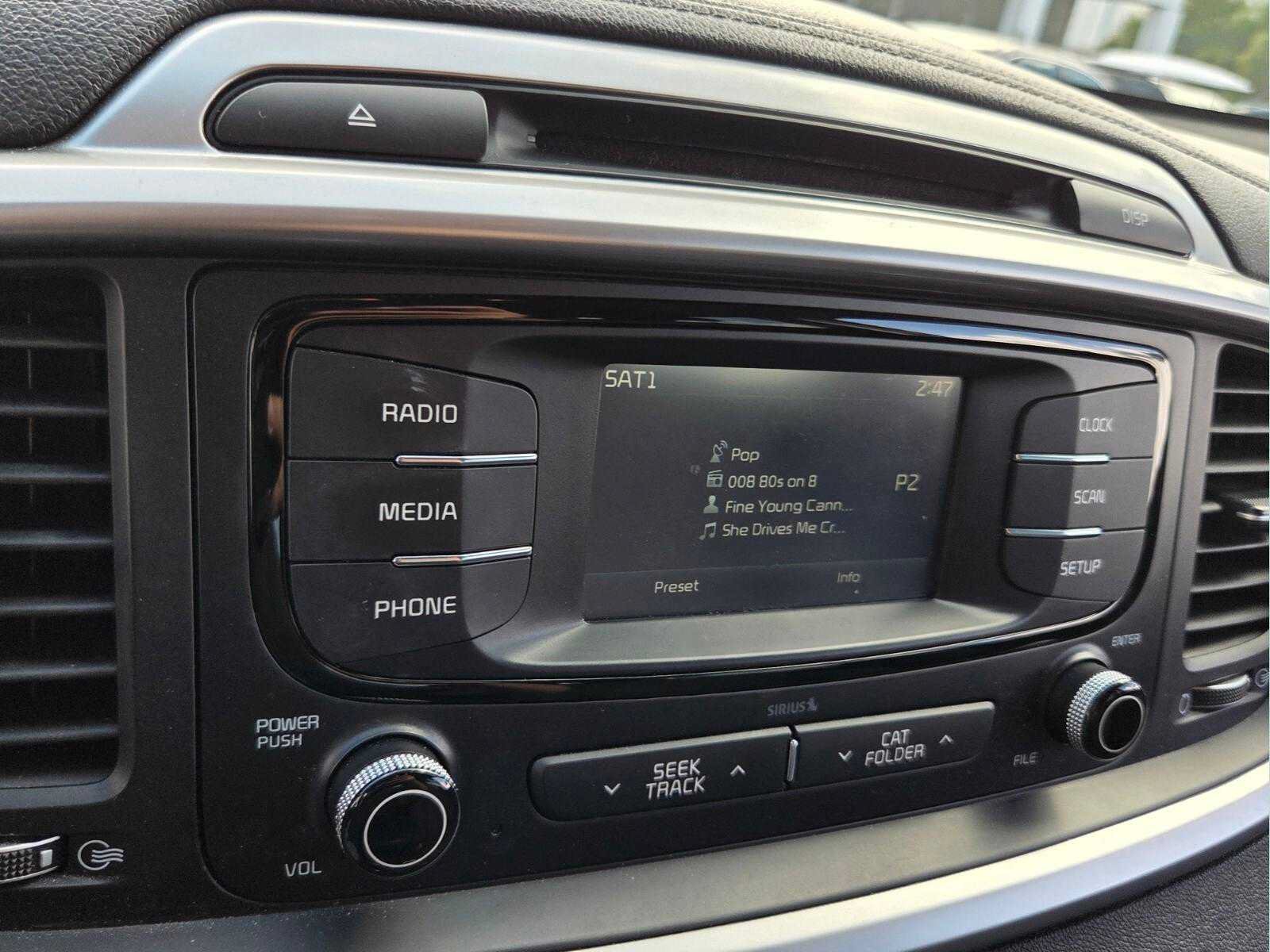 Used 2018 Kia Sorento L FWD image 22