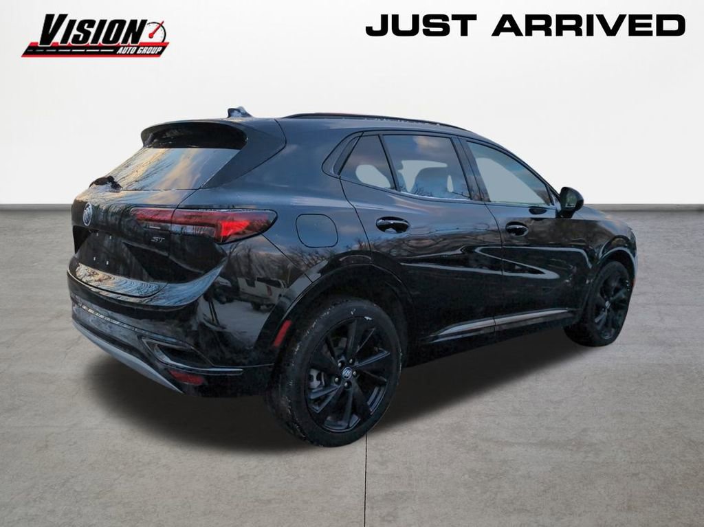 Used 2023 Buick Envision Essence w/ Sport Touring Package image 5