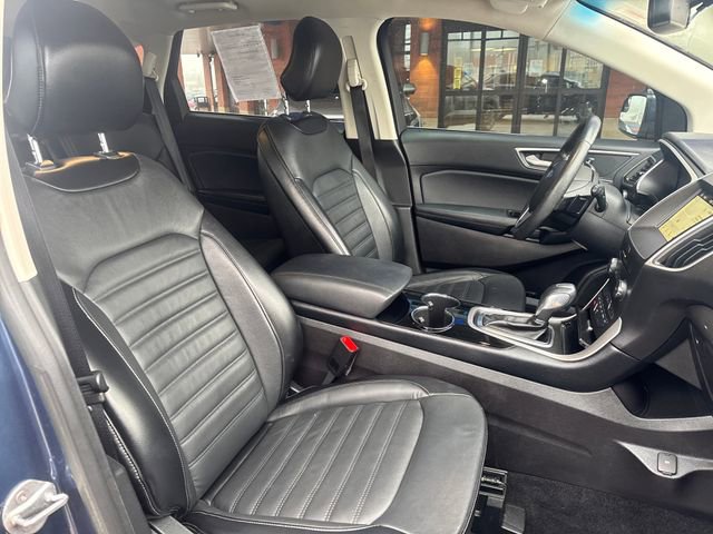 Used 2018 Ford Edge SEL w/ Equipment Group 201A image 29