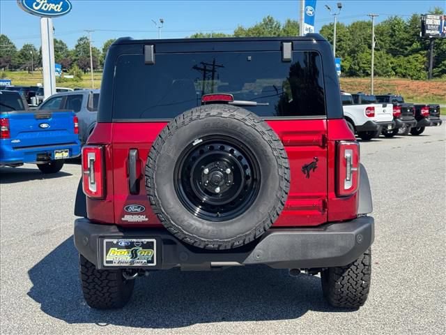 New 2026 Ford Bronco Outer Banks w/ Black Appearance Package AWD/4WD image 4