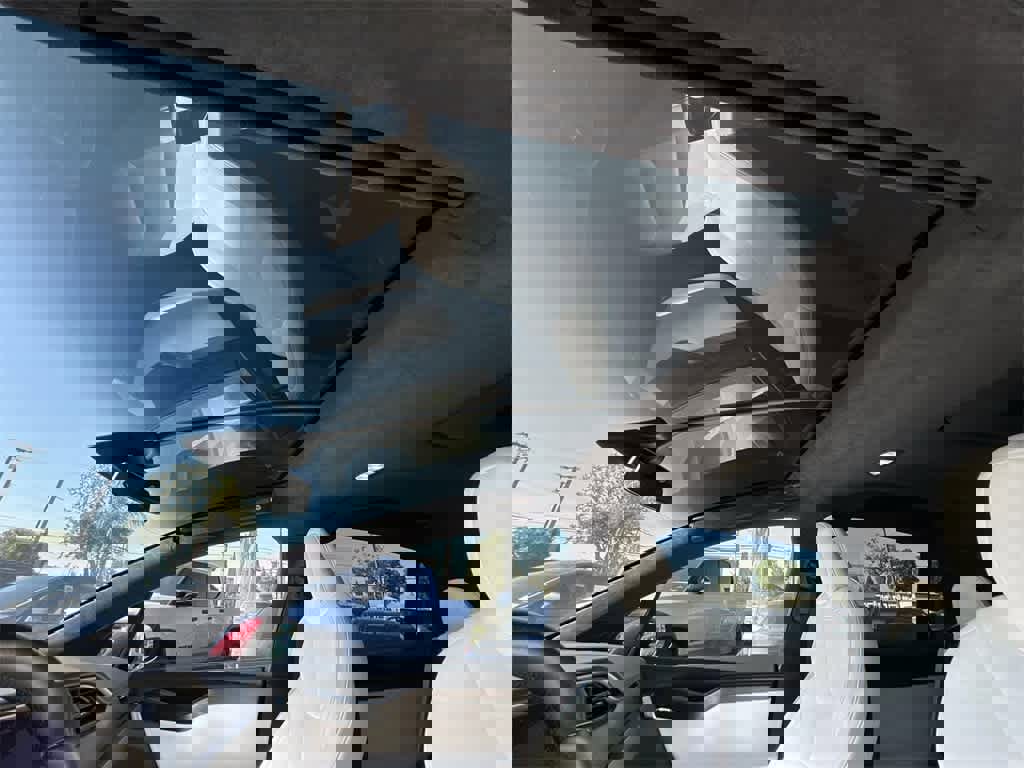 Used 2021 Tesla Model X Performance image 19