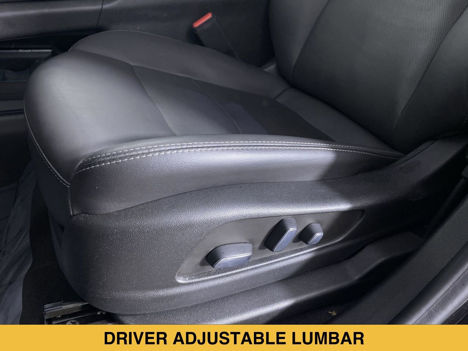 Certified 2022 Cadillac XT5 Premium Luxury AWD/4WD image 9