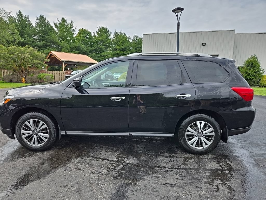 Used 2020 Nissan Pathfinder S AWD/4WD image 7