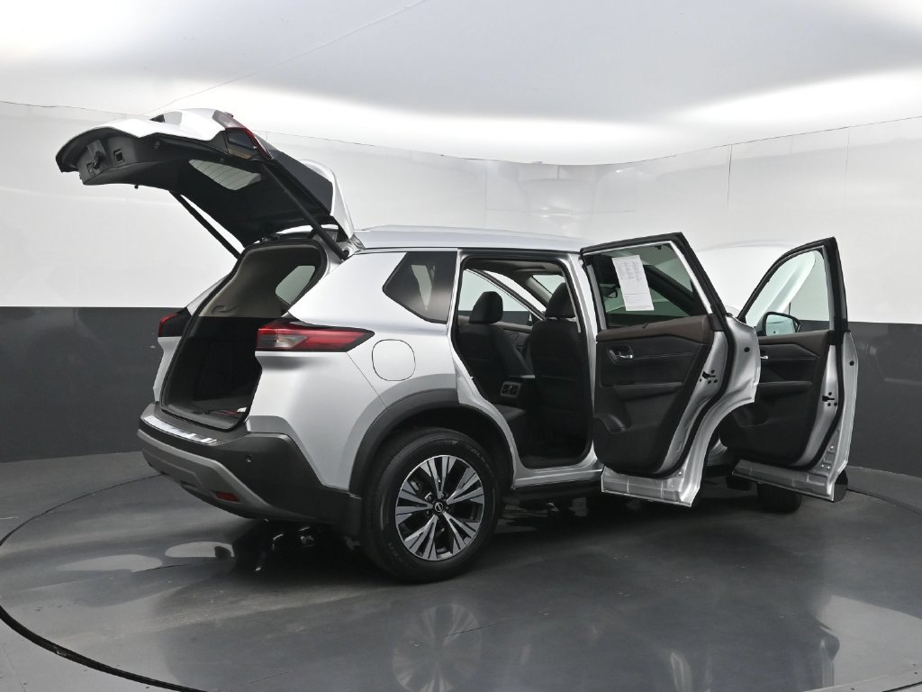 Used 2023 Nissan Rogue SV w/ SV Premium B Package FWD image 37