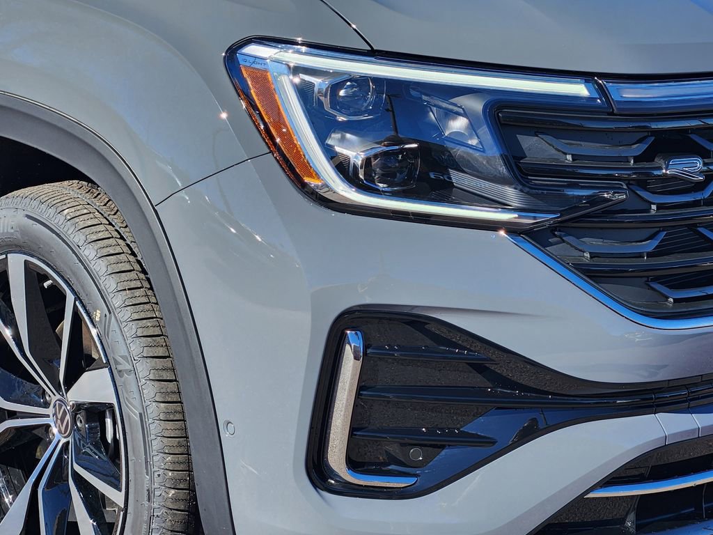 New 2026 Volkswagen Atlas Cross Sport SEL Premium R-Line image 28