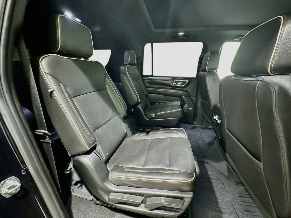 Certified 2023 GMC Yukon XL SLT w/ SLT Luxury Package RWD image 30