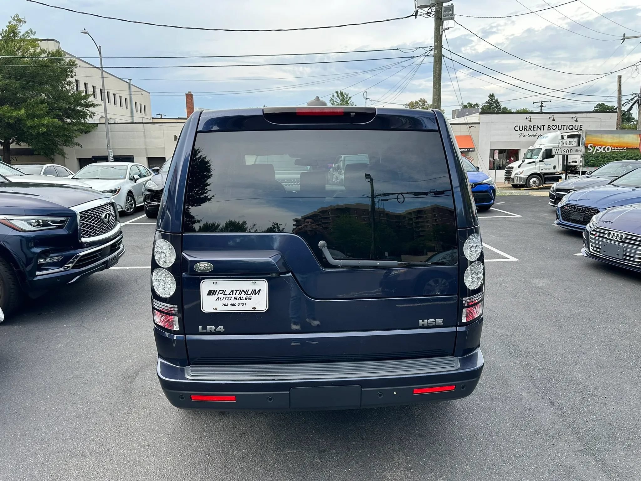Used 2016 Land Rover LR4 HSE Silver Edition AWD/4WD image 6