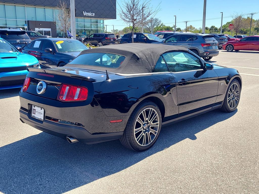 Used 2010 Ford Mustang GT image 6