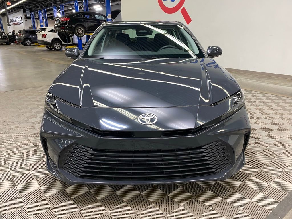 Used 2025 Toyota Camry LE w/ Convenience Package image 3