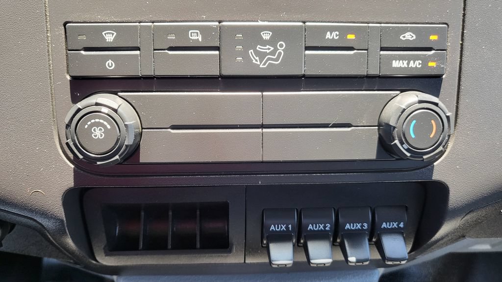 Used 2011 Ford F450 XL w/ PWR Equipment Group RWD image 29