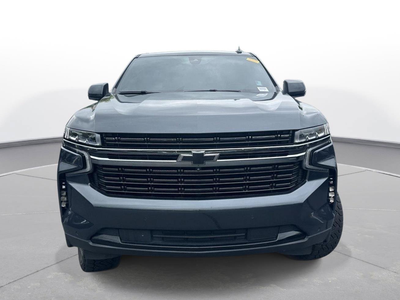 Used 2022 Chevrolet Suburban RST w/ Luxury Package AWD/4WD image 3