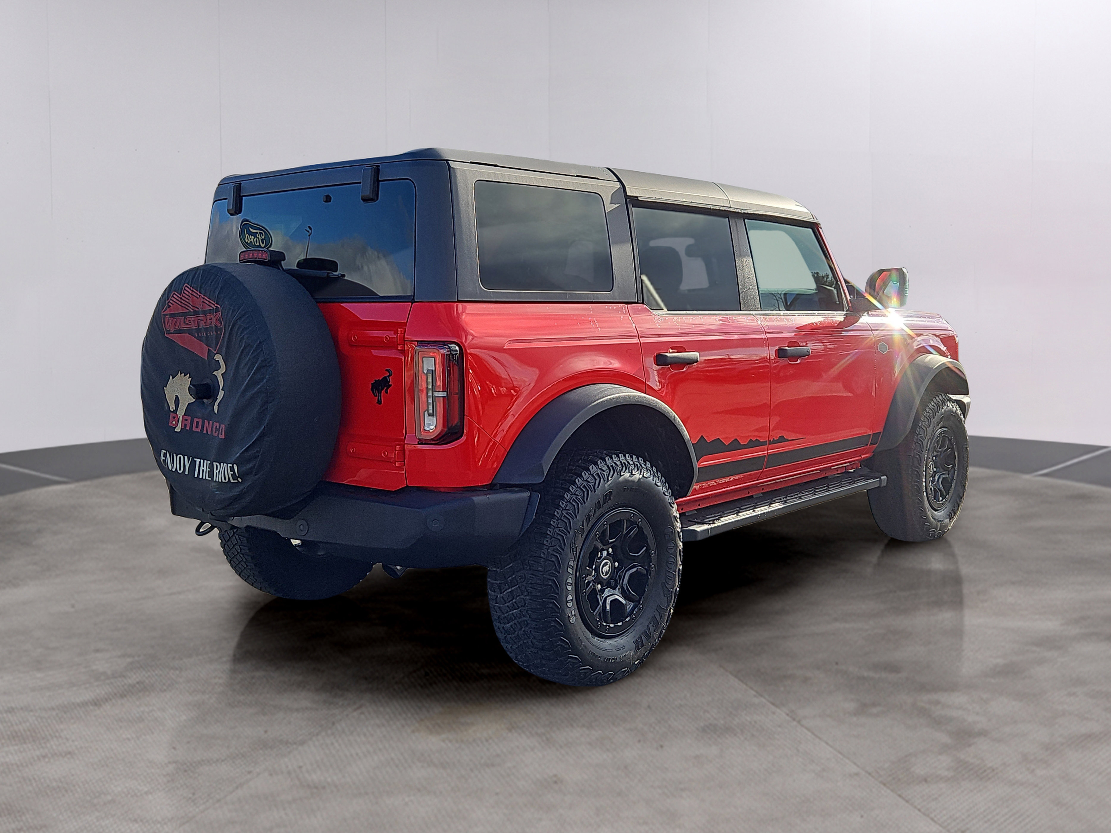 Certified 2022 Ford Bronco Wildtrak image 2